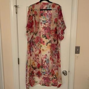 Betsy Johnson floral kimono